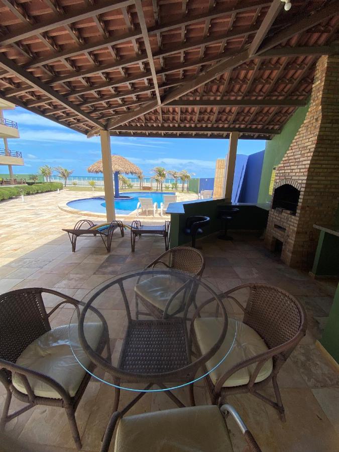 Beachfront Apt & Jacuzzi Taíba Exterior foto